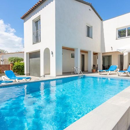 Goldhome - New House With Private Heated Pool, Parking, Wifi, Games Room Empuriabrava Bagian luar foto