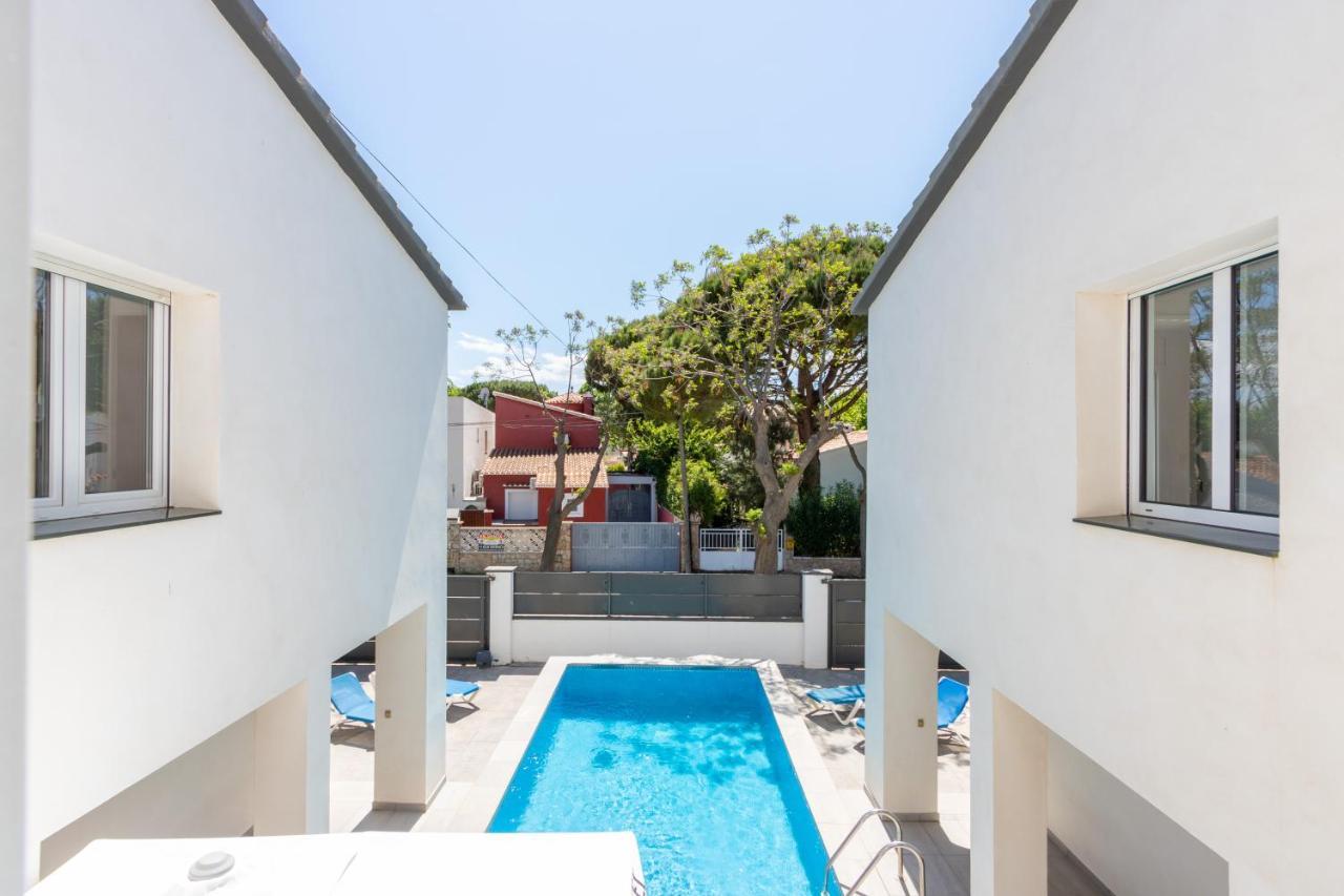 Goldhome - New House With Private Heated Pool, Parking, Wifi, Games Room Empuriabrava Bagian luar foto