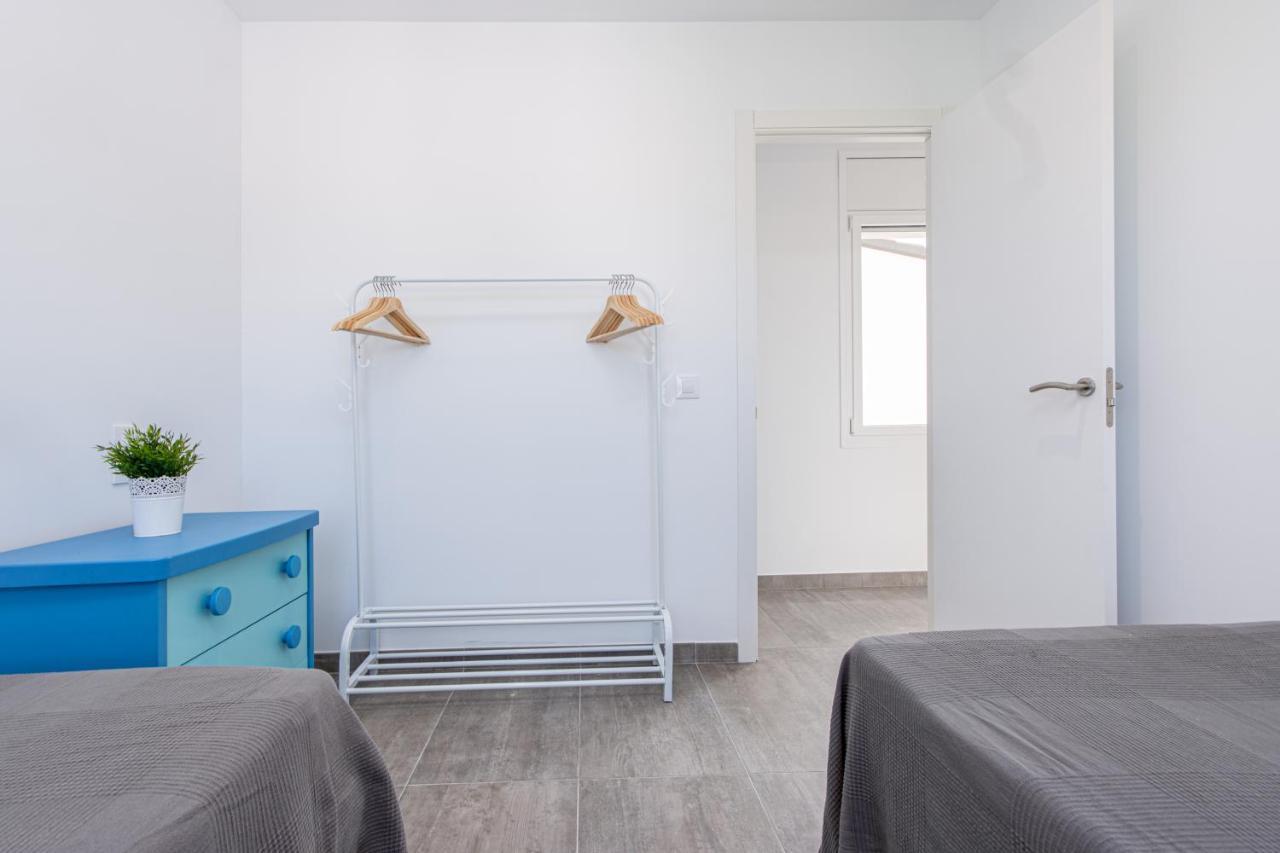 Goldhome - New House With Private Heated Pool, Parking, Wifi, Games Room Empuriabrava Bagian luar foto